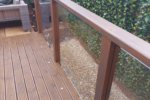 decking glasgow
