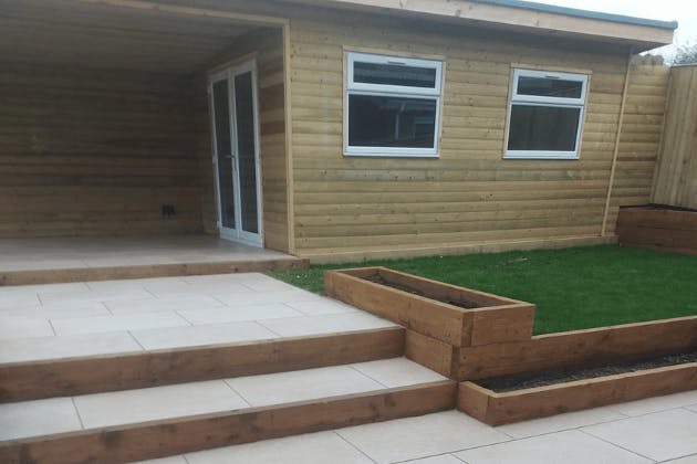 garden outhouse construction glasgow